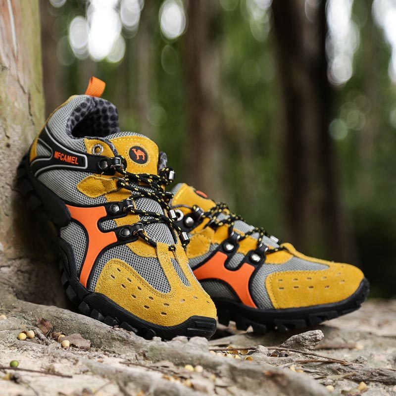 Outdoor men's hiking shoes